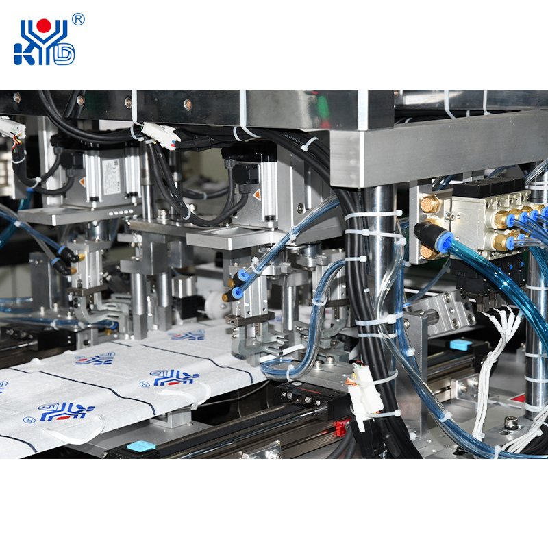 Automatic  Color Tracking Folding Mask Machine