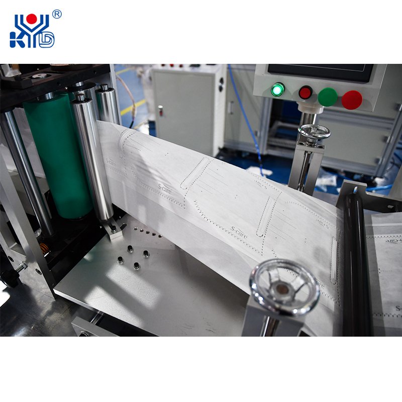 Fully automatic disposable mask machine, plane non-woven mask manufacturing equipment.